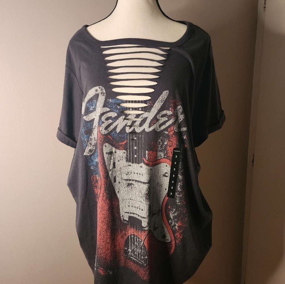 Torrid FENDER size 3 slashed TEE